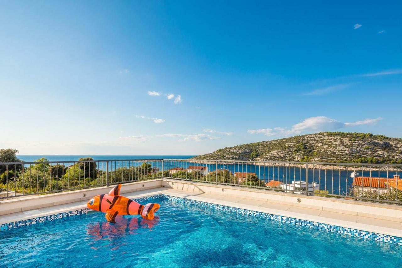 Villa Diomedes With The Sea View And The Pool Rogoznica  Eksteriør billede